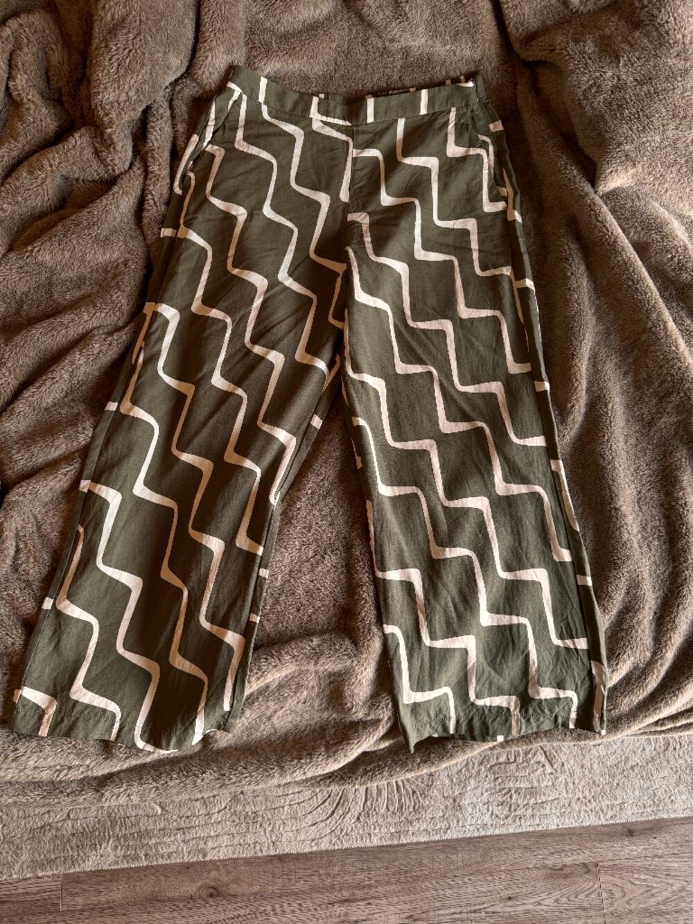 Dynamite Green & White Printed Wide Leg Trousers POCKETS!